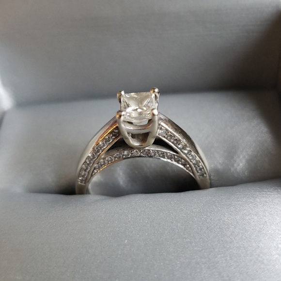 Diamond ring - Picture 5 of 5